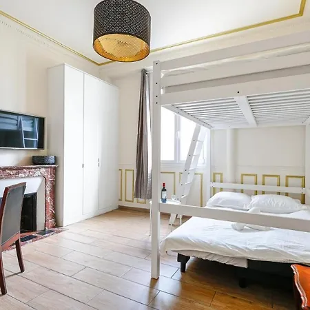 Lägenhet Elegante Haussmannienne Au Coeur Du 6eme Paris