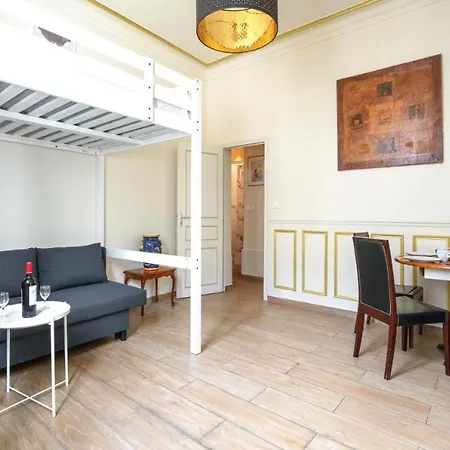 Elegante Haussmannienne Au Coeur Du 6eme Apartment Paris