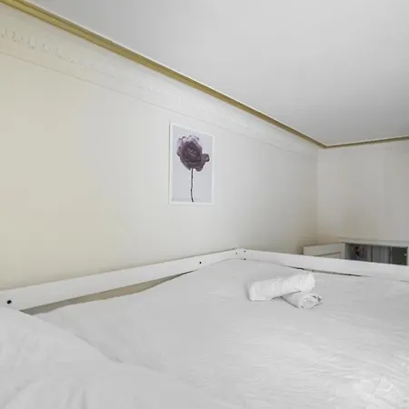 Elegante Haussmannienne Au Coeur Du 6eme * Paris